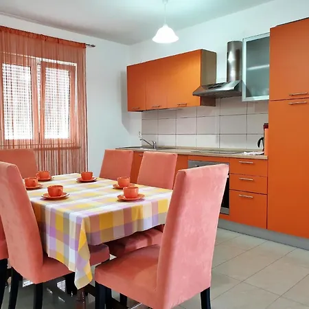 Ferienwohnung Fuer 8 Personen Ca 91 Qm In Silo, Kvarner Bucht Krk Apartment *