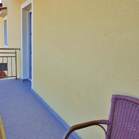 Ferienwohnung Fuer 8 Personen Ca 91 Qm In Silo, Kvarner Bucht Krk Apartment Silo (Krk)